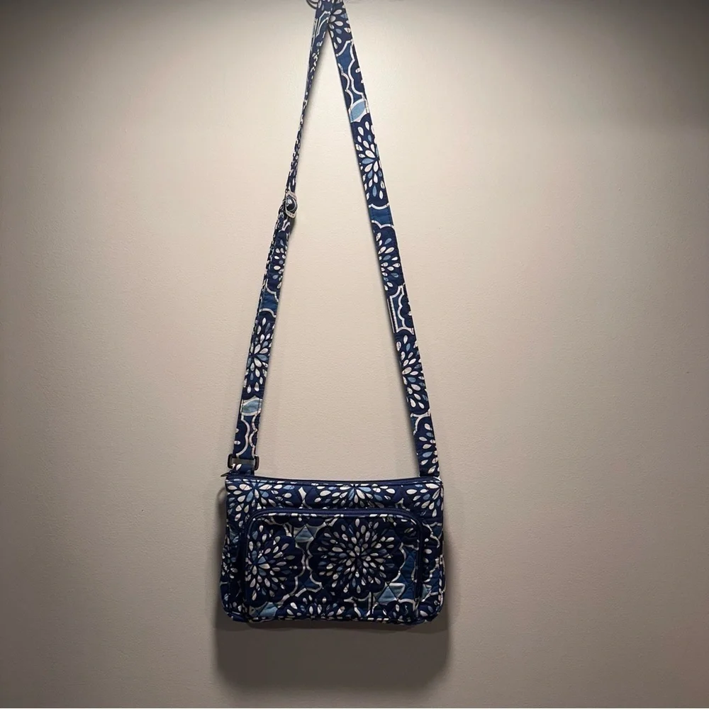 Vera Bradley Little Hipster Crossbody Small Cotton Bag Petal Splash in Blue GUC